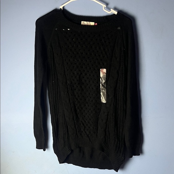 Women's Black Sweater Small - Picture 1 of 2